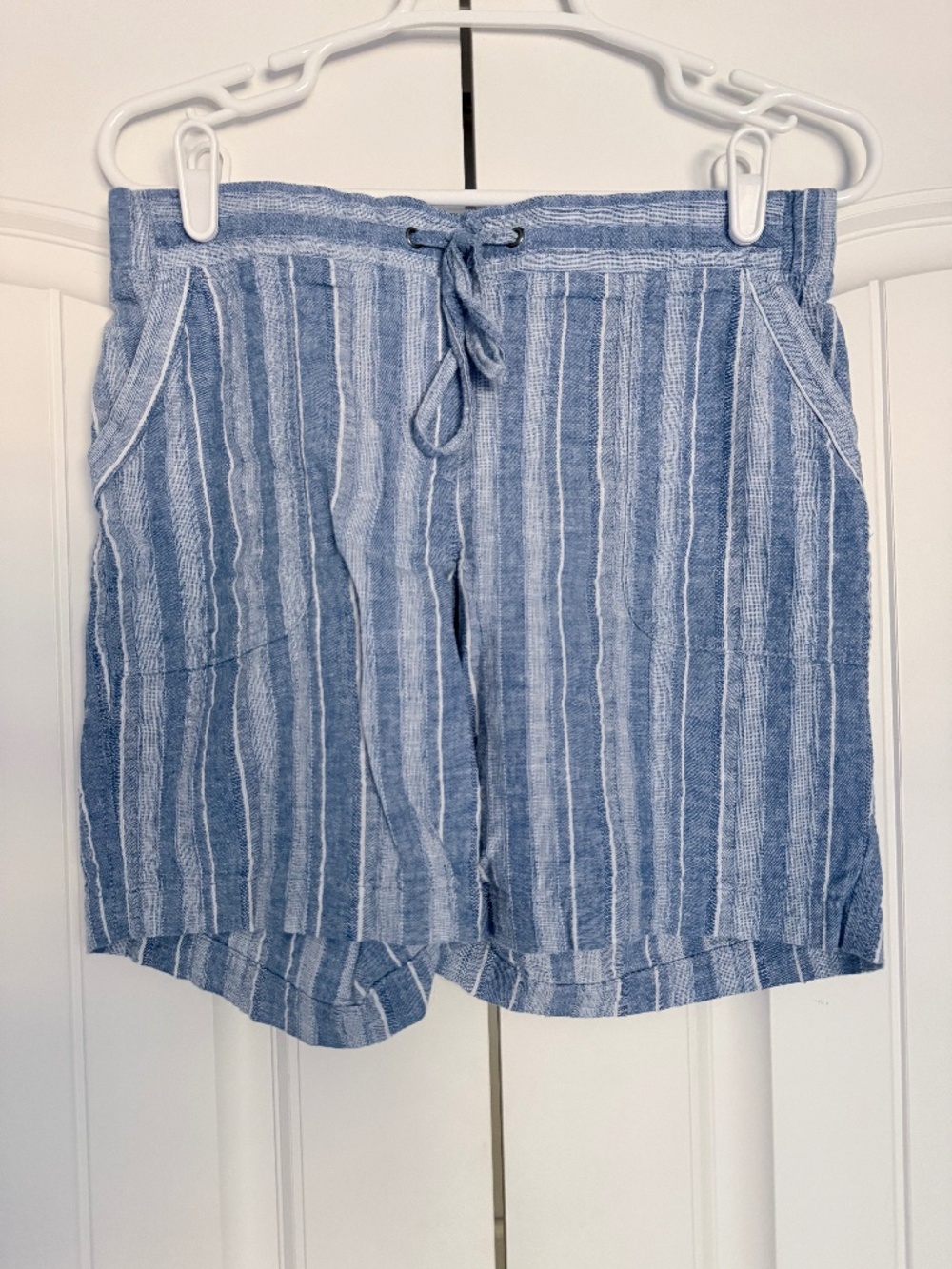Talbots Blue Striped Linen Blend Drawstring Shorts Size 4